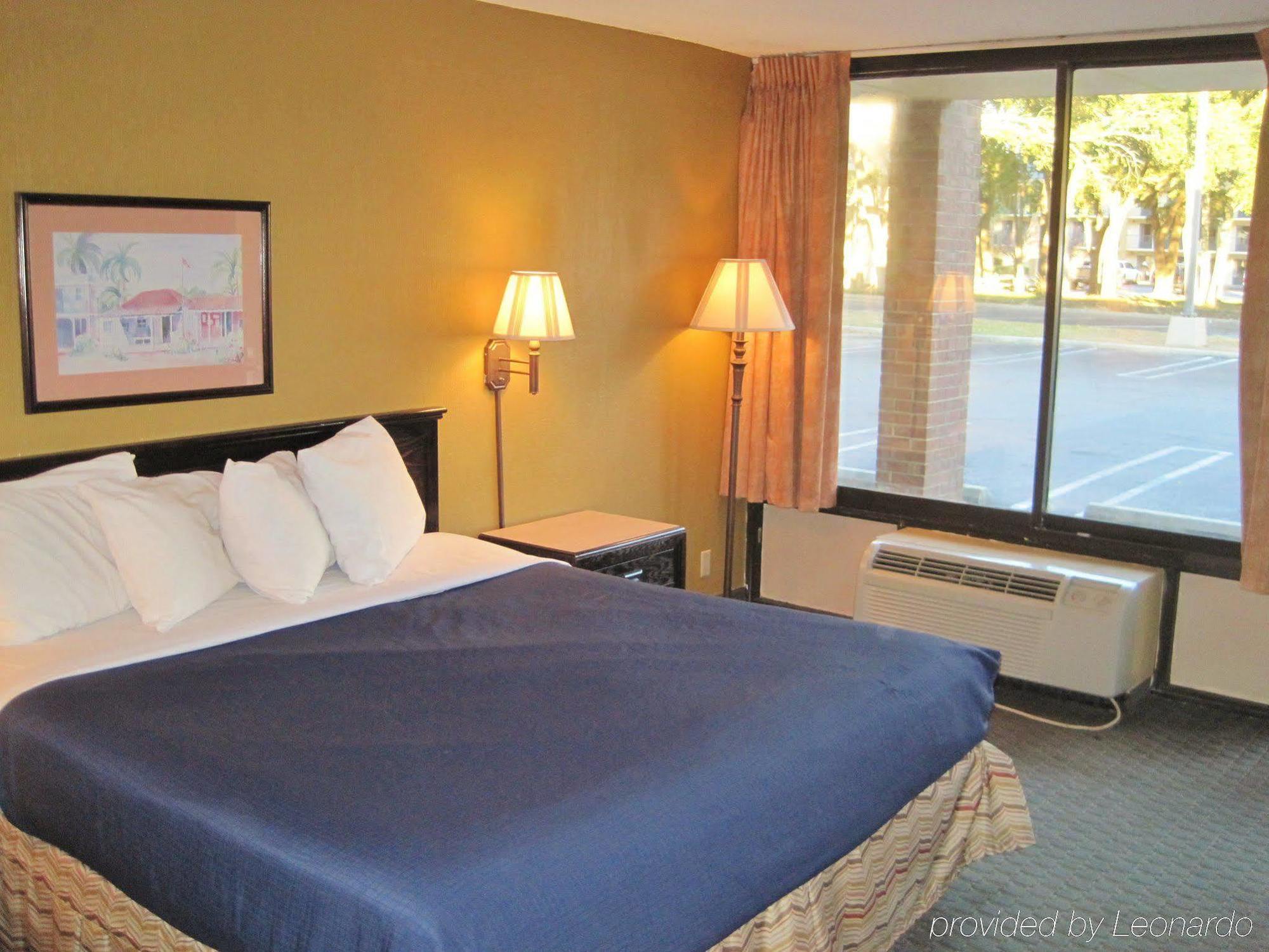 Rest And Relax Inn Ferry Pass Luaran gambar